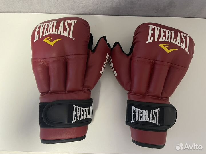 Перчатки для рукопашного боя новые