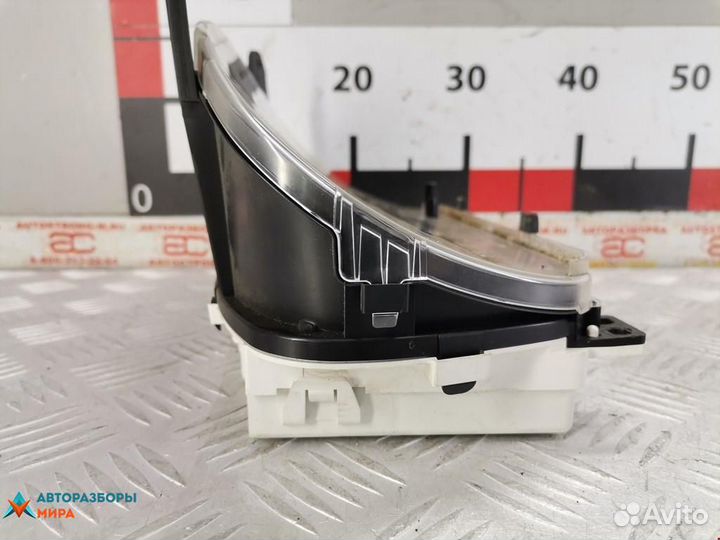 Щиток приборов (приборная панель) Honda Pilot