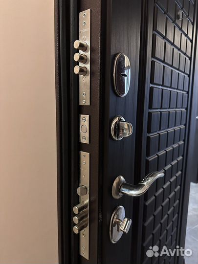 Вскрытие авто, дверей. Замена замков