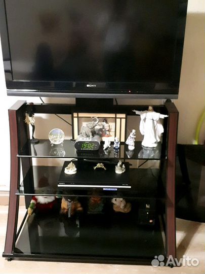 Подставка под телевизор