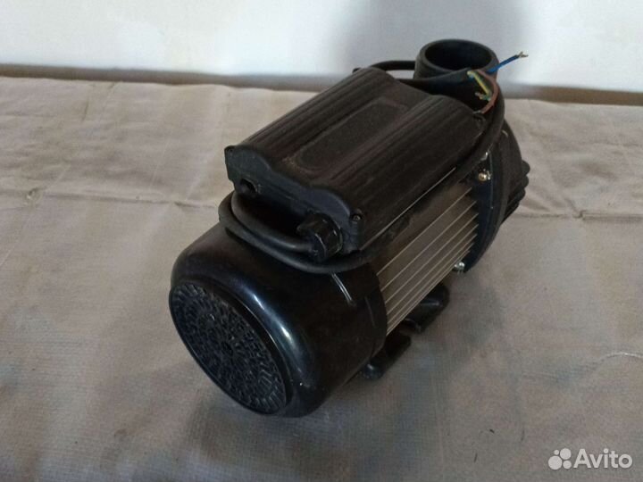 Электродвигатель 220в с помпой