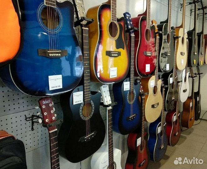 Акустическая гитара