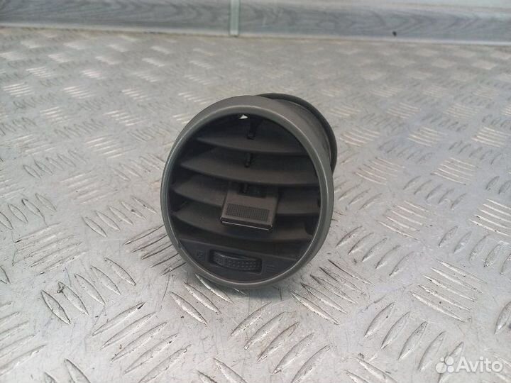 Дефлектор воздушный правый Great Wall Hover H5 2.4