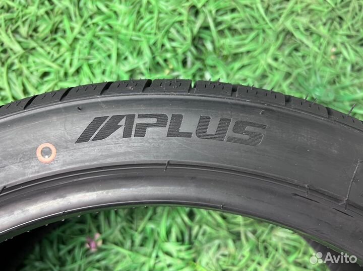 Aplus A702 215/40 R17 87V