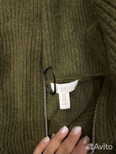 Свитер женский