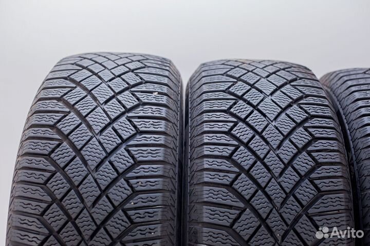 Continental ContiVikingContact 7 235/65 R17 107T