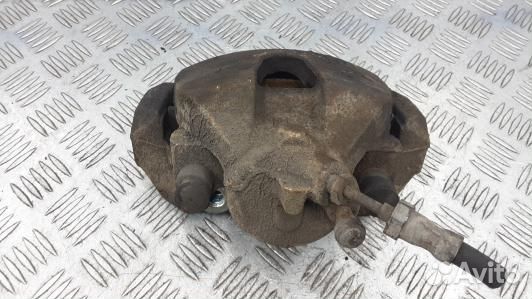 Суппорт тормозной передний правый ford focus 3 (ON