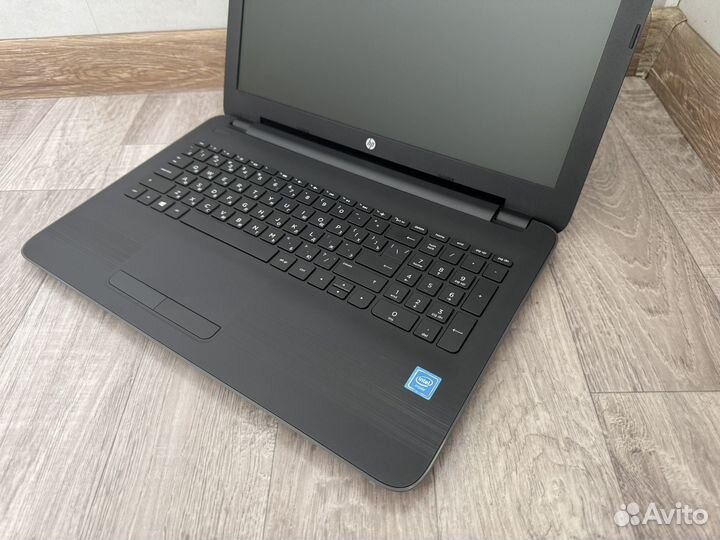 HP LapTop 15 (SSD)