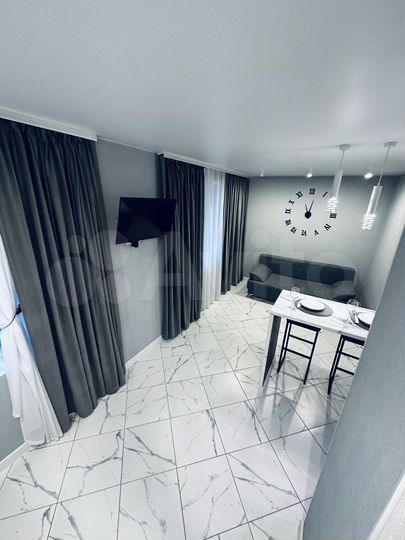 2-к. квартира, 55 м², 2/5 эт.