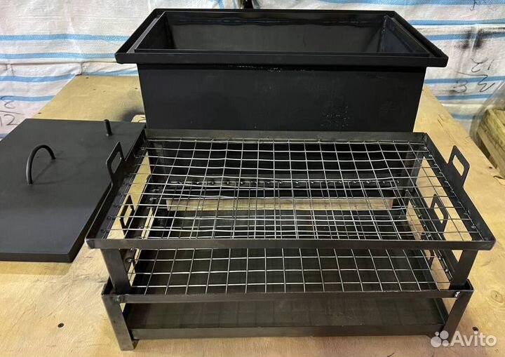 Коптильня горячего копчения (коптилка)