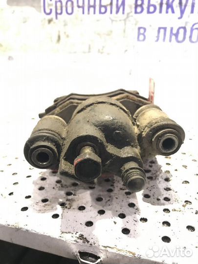 Суппорт задний правый Chrysler PT Cruiser