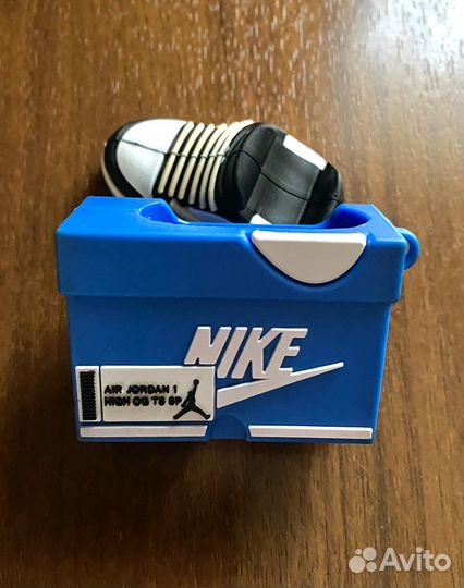 Чехол для наушников airpods 1,2