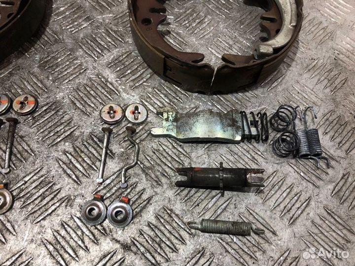 Ремкомплект стояночного тормоза Toyota Highlander