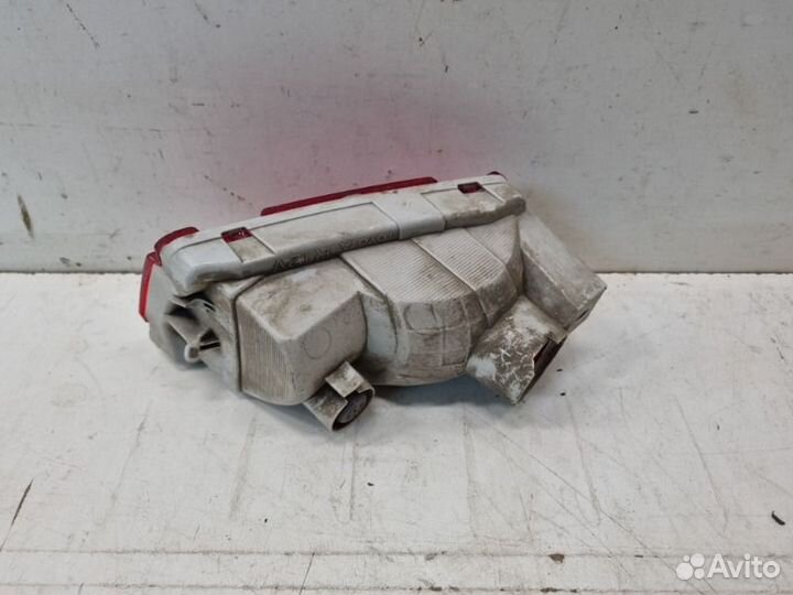 Фонарь противотуманный задний правый Toyota Land