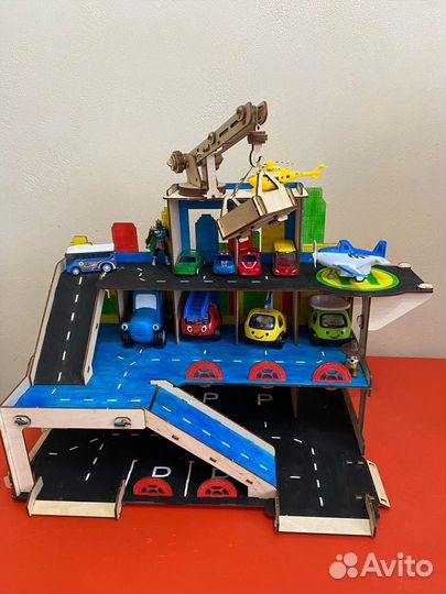 Парковка для машинок Гараж Новая