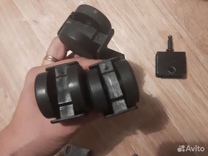 Крутящиеся мебельные колеса 3 шт