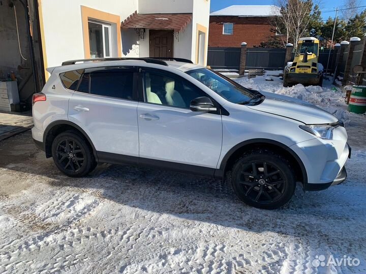 Toyota RAV4 2.5 AT, 2019, 42 000 км