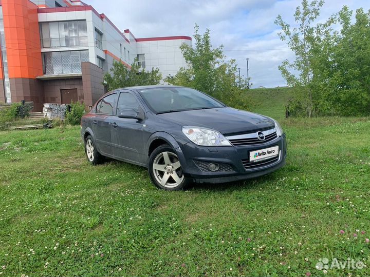 Opel Astra 1.8 МТ, 2009, 249 000 км