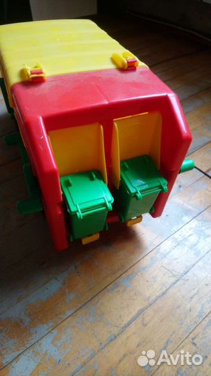 Игрушка машина мусоровоз