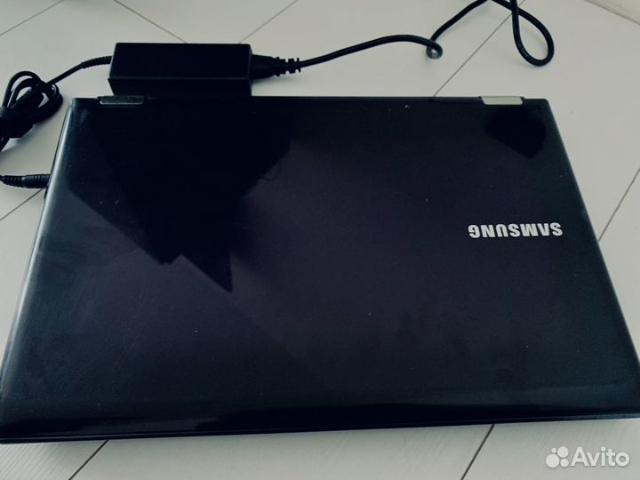 Ноутбук Samsung RF710