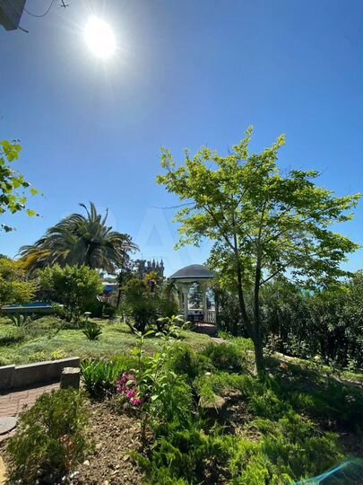 Дом 305,7 м² на участке 10 сот.