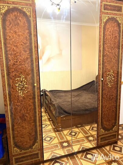 Спальный гарнитур бу