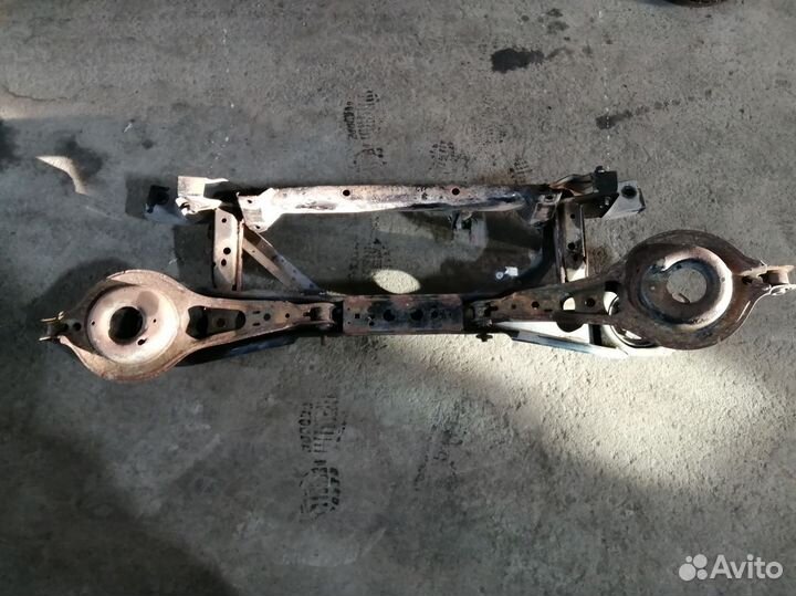 Балка задняя Focus (III) III (2010–2015)