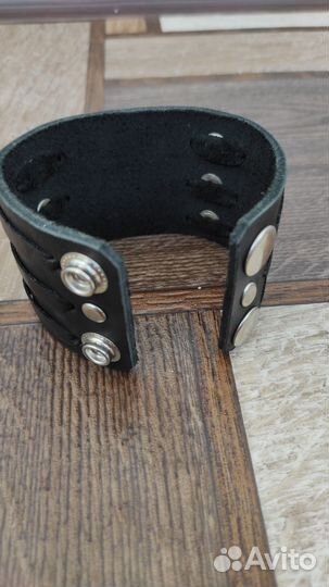 Браслет-напульсник из натуральной кожи
