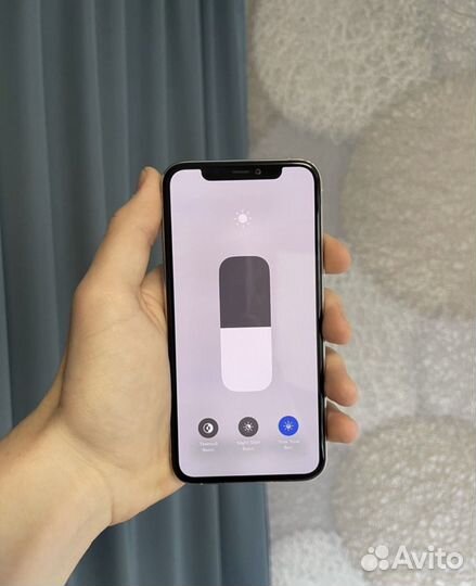 iPhone 11 Pro, 64 ГБ