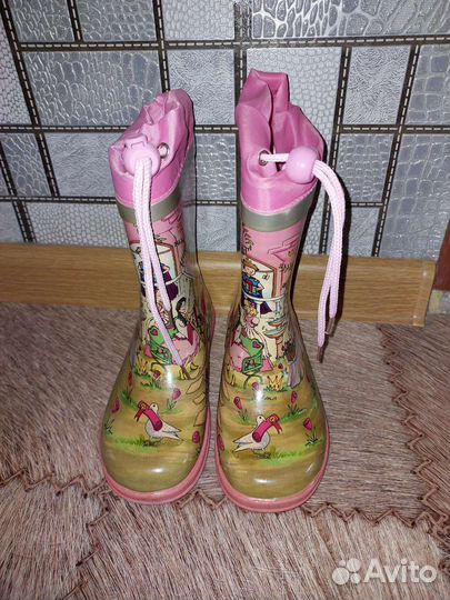 Резиновые сапоги