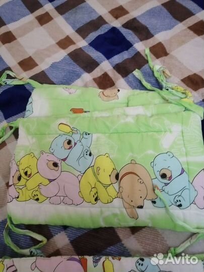 Бортики в детскую кроватку