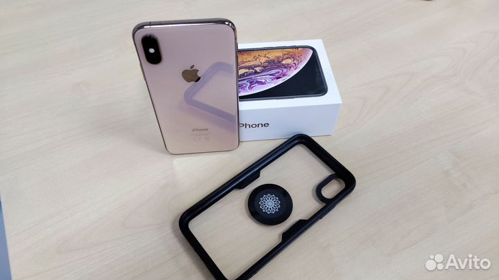 iPhone Xs, 64 ГБ