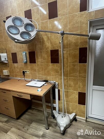 Бестеневая лампа бу