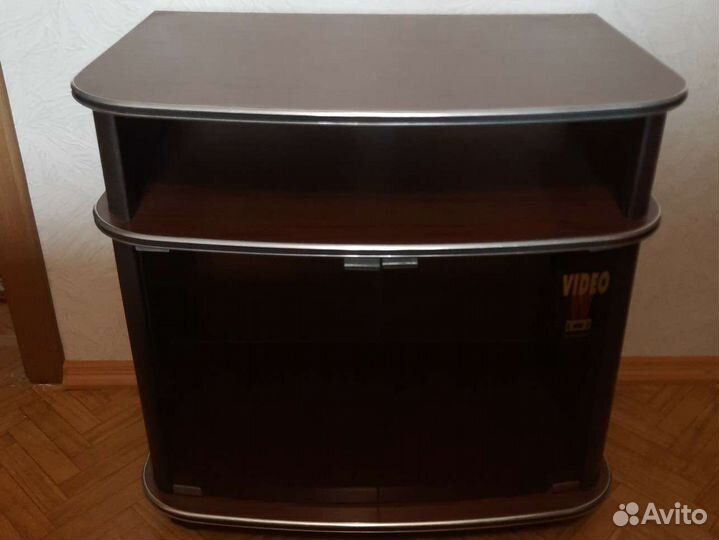 Тумба под телевизор