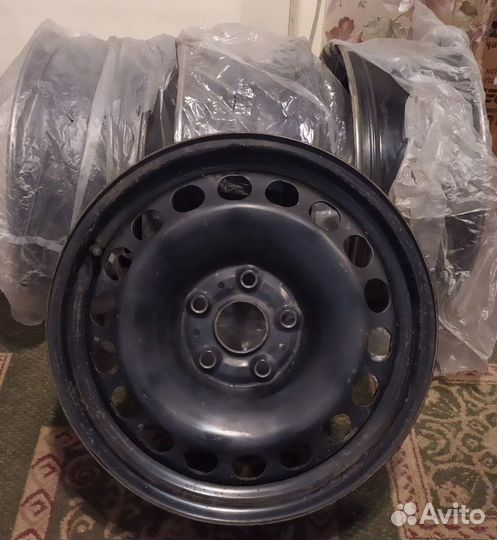 7N0601027A Диск штампованный Volkswagen Tiguan