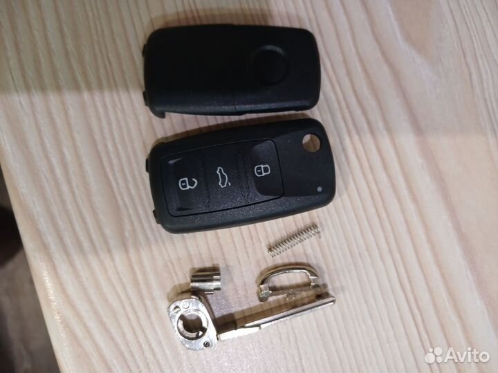 Корпус выкидного ключа поло, пассад, гольф, новый