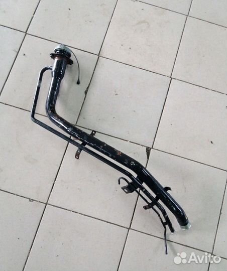 Горловина топливного бака Mitsubishi Pajero Sport