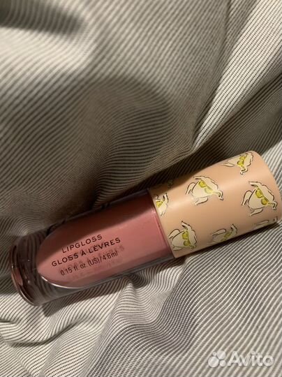 Блеск для губ Revolution x Friends Chandler