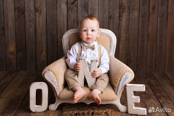 Костюм нарядный на мальчика 80