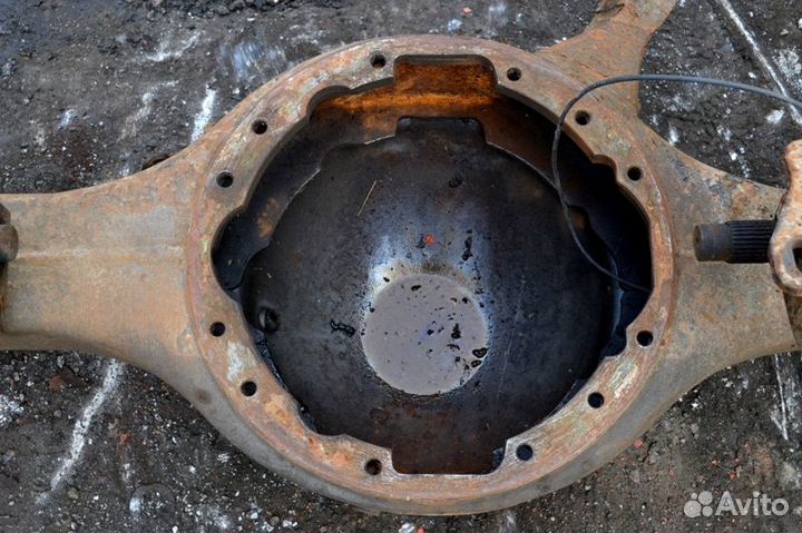 Корпус ведущего моста freightliner FLC 120