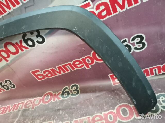 Накладка крыла передняя левая Toyota RAV4