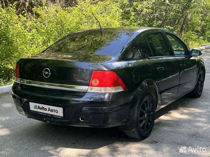 Opel Astra 1.8 МТ, 2008, 252 000 км