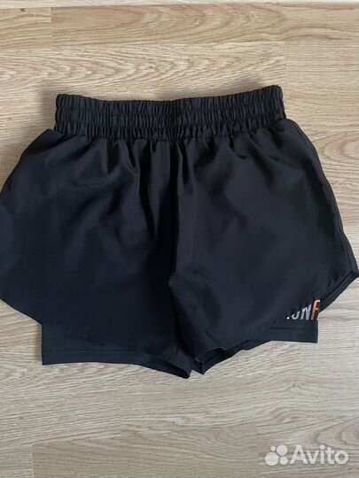 Шорты спортивные женские