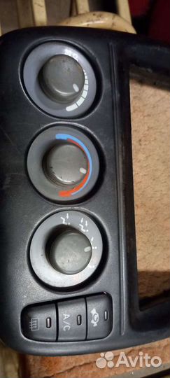 Блок управления климат-контролем Ho