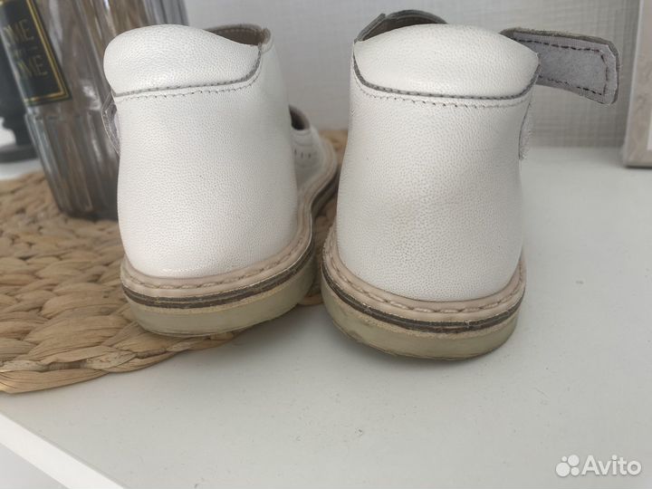 Туфли для девочки неман