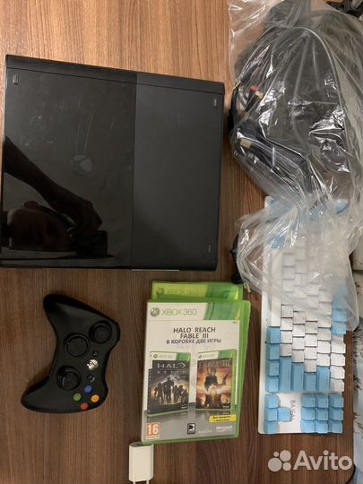Xbox 360 полный комплект(есть обмен)