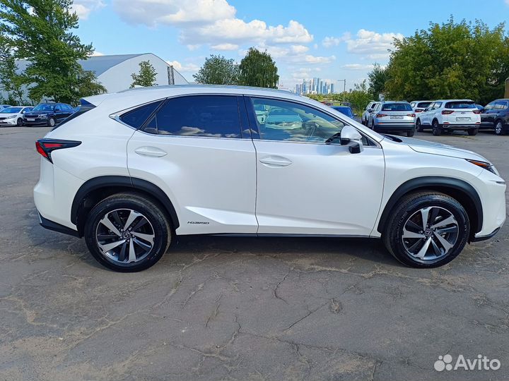 Lexus NX 2.5 CVT, 2019, 15 000 км