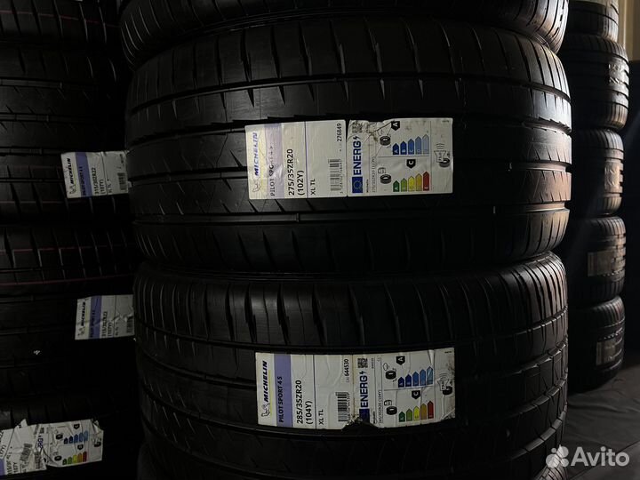 Michelin Pilot Sport 4 S 285/35 R20 и 275/35 R20