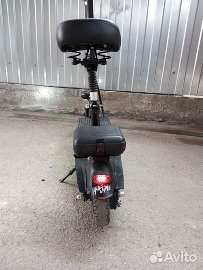 Эллектросамокат