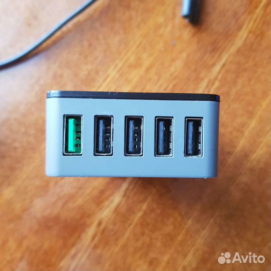 Зарядная станция QC 2.0